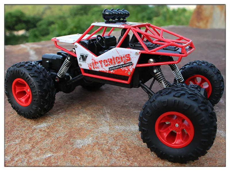 Carro RC 4WD com Luzes LED - Controle Remoto 2.4G, Off-Road, Escala 1:12/1:16