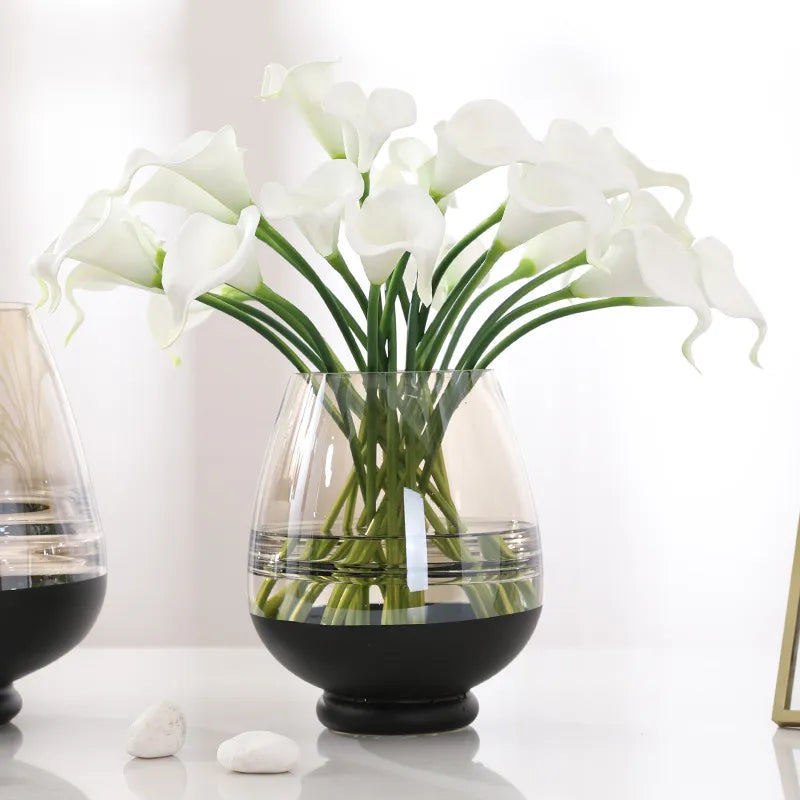 Flores Artificiais Calla Lily em PU Branco: Elegância e Sofisticação para Decoração e Eventos